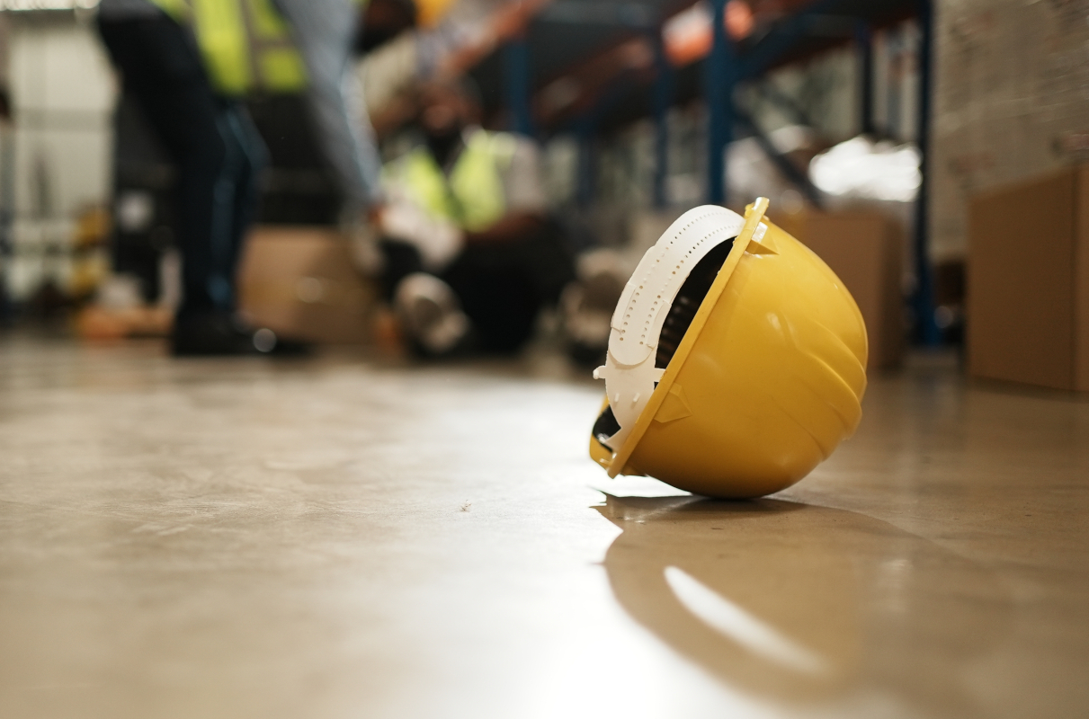 Factory,Accident,,Industrial,Accident.,Warehouse,Staff,Having,Accident,In,The